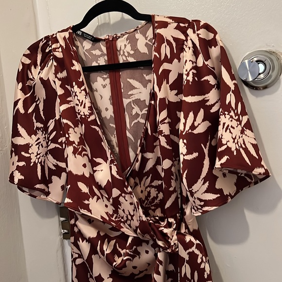 Zara dress in satin brown and cream color size small - Picture 3 of 4